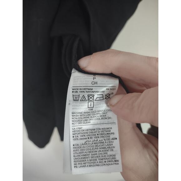 Old Navy Flutter Sleeve Blouse Black Small Lightweight Classic Business Causal - Picture 5 of 7